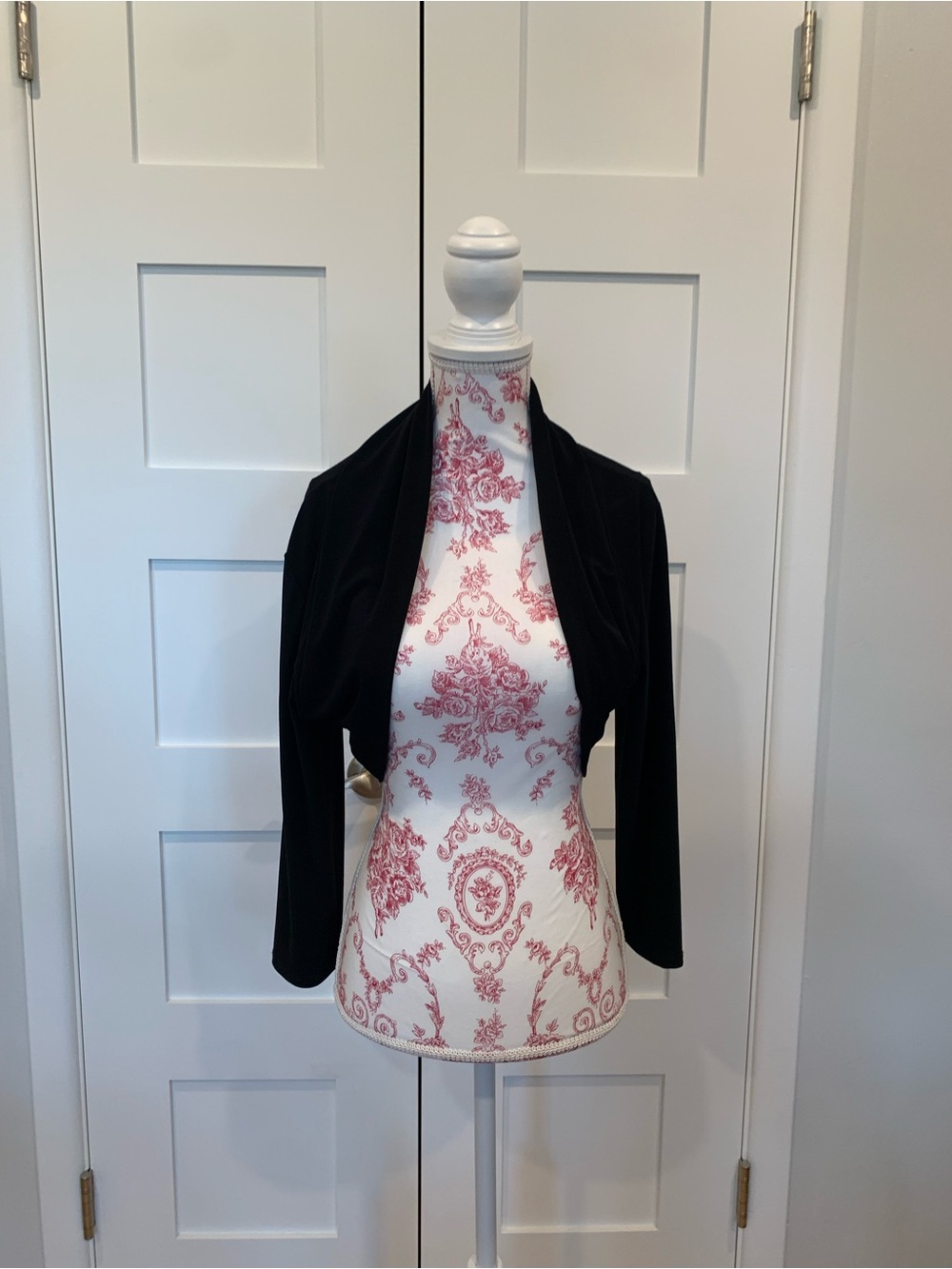EUC Black Open Front Bolero Shrug Fits like a Medium